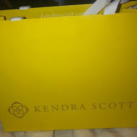 Kendra Scott Just Bag! - Picture 2 of 4
